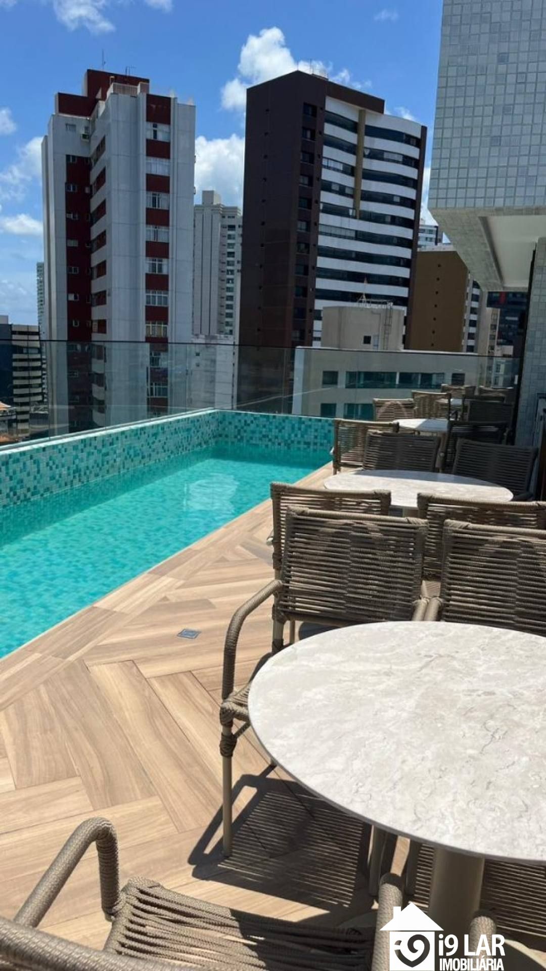 Seu Investimento Pronto na Barra: Studio Porteira Fechada com Vista Mar no ZN Barra