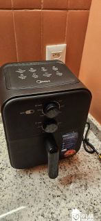 Vista Mar Frontal e Definitiva na Barra: Studio de Luxo em Andar Alto no ZN Barra