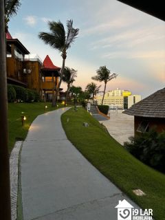 Oásis Particular no Rio Vermelho: 80m², Gramado e Lazer Premium no Pestana Lodge