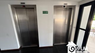 Cobertura Triplex Exclusiva na Pituba: Vista Mar Espetacular, Piscina e Lazer em 3 Níveis