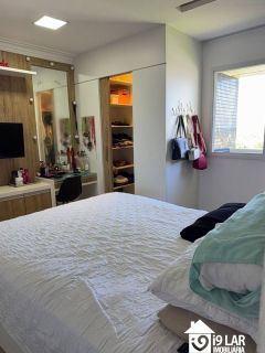 Vista Mar em Patamares: Apartamento Nascente de 3 Suítes, 133m² e 3 Vagas de Garagem