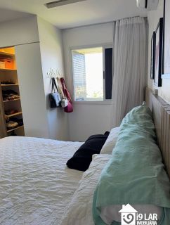 Vista Mar em Patamares: Apartamento Nascente de 3 Suítes, 133m² e 3 Vagas de Garagem