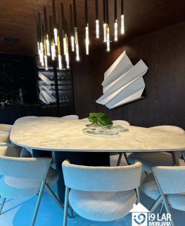 Exclusividade no Morro Ipiranga: Apartamento Porteira Fechada de 4/4 (3 Suítes) e 171m² na Barra