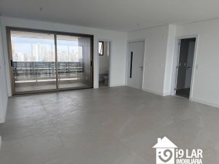 Luxo Sustentável e Vista Privilegiada: 4 Suítes de 210m² no Morro Ipiranga Residence