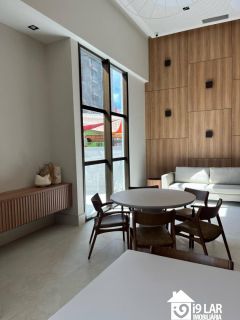 Luxo e Esporte no Caminho das Árvores: Apartamento de 4 Suítes, 210m² com Quadra de Tênis no Belvedere Hill