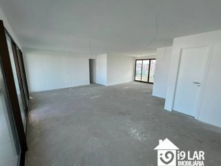 Luxo e Esporte no Caminho das Árvores: Apartamento de 4 Suítes, 210m² com Quadra de Tênis no Belvedere Hill