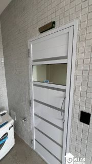 Luxo e Esporte no Caminho das Árvores: Apartamento de 4 Suítes, 210m² com Quadra de Tênis no Belvedere Hill