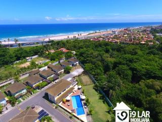 Oásis Particular em Piatã: Casa 4 Quartos com Piscina Privativa e Energia Solar em Condomínio Fechado