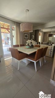 Oásis Particular em Piatã: Casa 4 Quartos com Piscina Privativa e Energia Solar em Condomínio Fechado