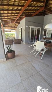 Oásis Particular em Piatã: Casa 4 Quartos com Piscina Privativa e Energia Solar em Condomínio Fechado