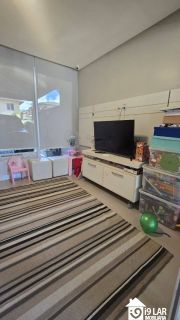 Oásis Particular em Piatã: Casa 4 Quartos com Piscina Privativa e Energia Solar em Condomínio Fechado