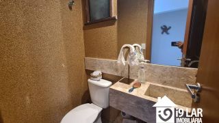 Seu Refúgio de Luxo em Praia do Forte: Casa com 4 Suítes em Terreno de 800m²