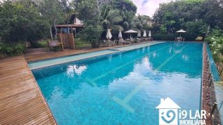 Seu Refúgio de Luxo em Praia do Forte: Casa com 4 Suítes em Terreno de 800m²