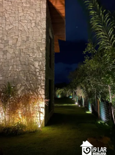 Design Moderno e Pronta para Viver: Casa Porteira Fechada com 4 Quartos no Ilha dos Pássaros, Praia do Forte