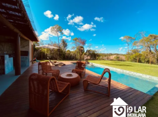 Design Moderno e Pronta para Viver: Casa Porteira Fechada com 4 Quartos no Ilha dos Pássaros, Praia do Forte