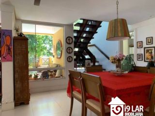 Espaço e Sustentabilidade a 150m da Praia: Casa com 5 Quartos, Suíte Térrea e Energia Solar em Jaguaribe