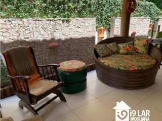 Espaço e Sustentabilidade a 150m da Praia: Casa com 5 Quartos, Suíte Térrea e Energia Solar em Jaguaribe