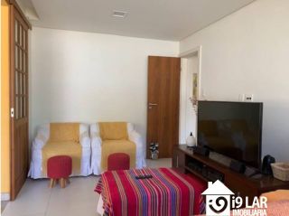 Espaço e Sustentabilidade a 150m da Praia: Casa com 5 Quartos, Suíte Térrea e Energia Solar em Jaguaribe