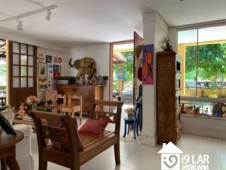 Espaço e Sustentabilidade a 150m da Praia: Casa com 5 Quartos, Suíte Térrea e Energia Solar em Jaguaribe