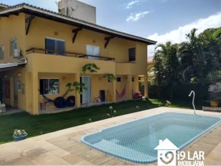 Espaço e Sustentabilidade a 150m da Praia: Casa com 5 Quartos, Suíte Térrea e Energia Solar em Jaguaribe