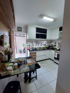 Casa de Condomínio 4/4 em Pitangueiras