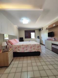 Vende-se casa à 5 minutos da praia