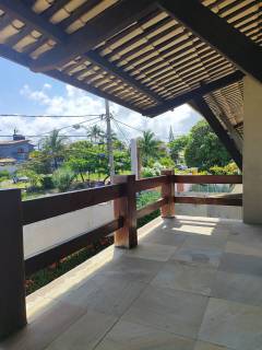 Vende-se casa à 5 minutos da praia