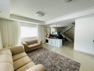 Casa em Condomínio Jockey Clube