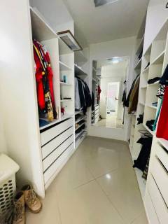 Casa em Condomínio Jockey Clube