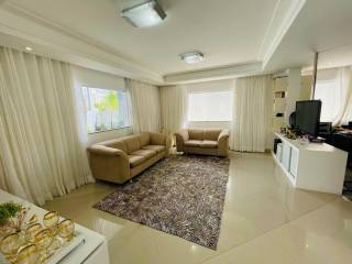 Casa em Condomínio Jockey Clube