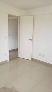 Apartamento Padrão em Recreio de Ipitanga