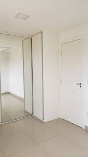 Apartamento Padrão em Recreio de Ipitanga