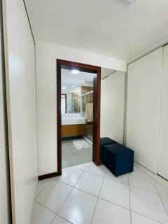 Casa de Condomínio 4/4 à venda no estilo Porteira Fechada