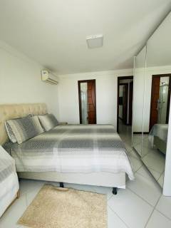 Casa de Condomínio 4/4 à venda no estilo Porteira Fechada