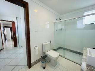 Casa de Condomínio 4/4 à venda no estilo Porteira Fechada