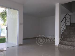 Casa à venda no bairro BURAQUINHO em Lauro de Freitas/BA