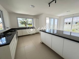 Casa para alugar no bairro ALPHAVILLE 2 em Camaçari/BA