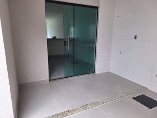 Casa à venda no bairro Pitangueiras em Lauro de Freitas/BA