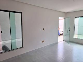 Casa à venda no bairro Pitangueiras em Lauro de Freitas/BA