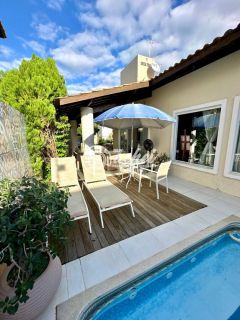 Casa térrea 3/4 nascente em Vilas do Atlântico