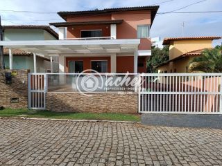 Casa 4/4 no condomínio Flora Ville