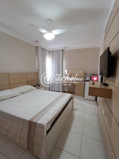 Casa 4/4 no condomínio Flora Ville