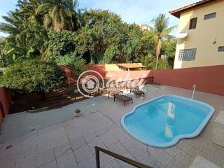 Casa 4/4 no condomínio Flora Ville