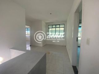 Casa à venda 4/4 nascente no Bairro Buraquinho