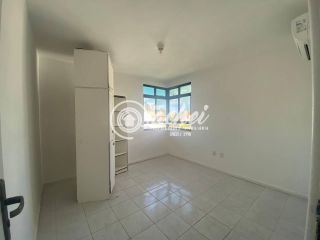 Casa à venda 4/4 nascente no Bairro Buraquinho