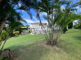 Mansão nascente total no Condomínio Encontro das Águas