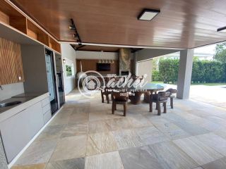 Mansão nascente total no Condomínio Encontro das Águas