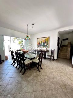 Casa em alameda 5/4 nascente à venda em Vilas do Atlântico