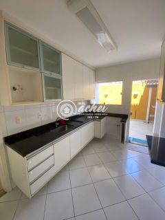 Casa 4/4 para locação no condomínio Villa das Marés em Buraquinho