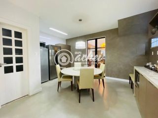 Casa 4/4 nascente à venda na Rua Principal de Busca Vida